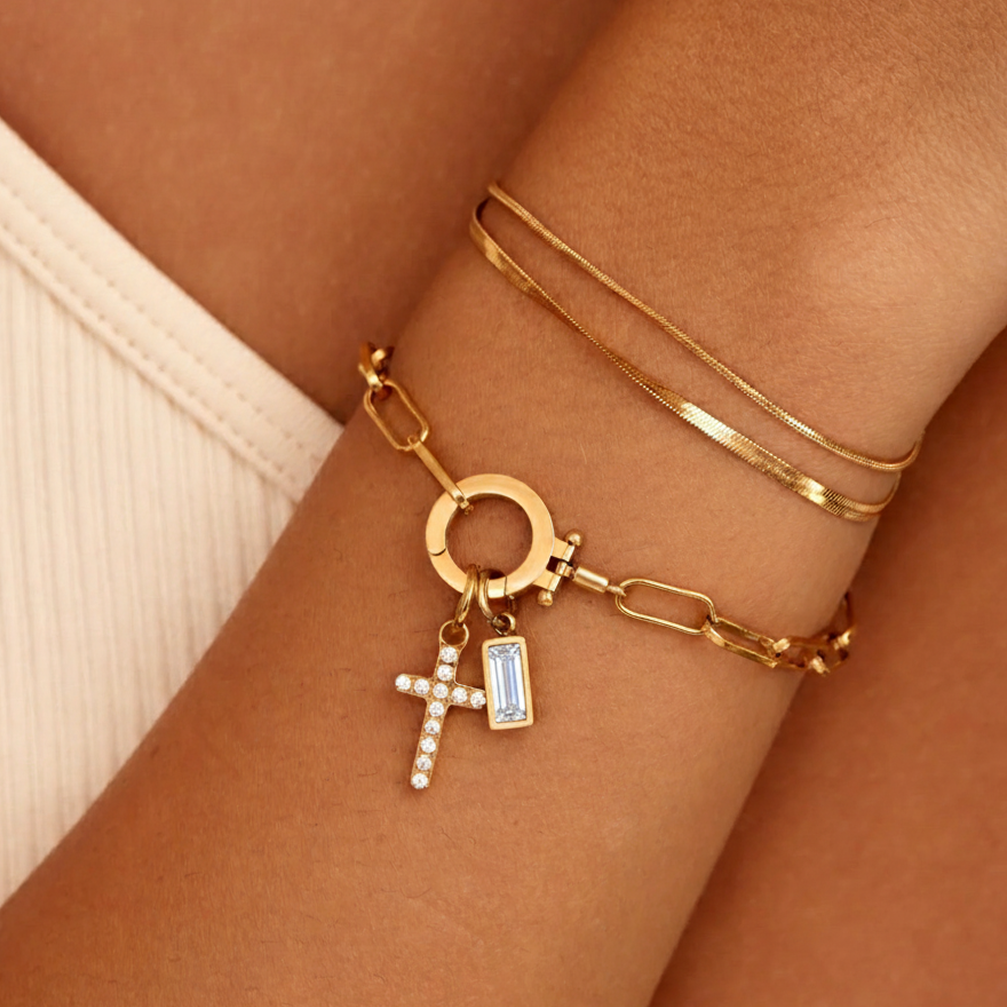 AX Paperclip-armband med Födelsesten och Korsberlock